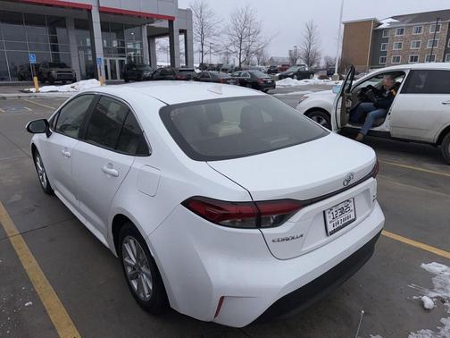 2026 Toyota Corolla Hybrid SE