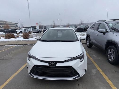 2026 Toyota Corolla Hybrid SE