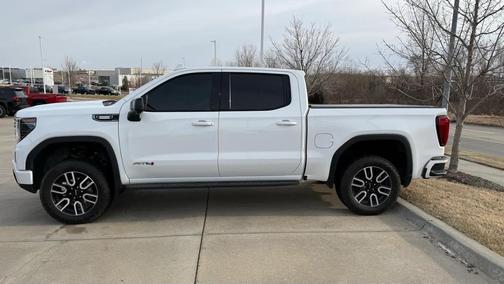 2023 GMC Sierra 1500 AT4