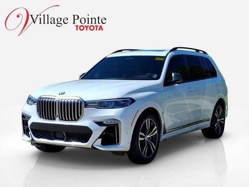 Mineral White Metallic 2020 BMW X7 M50i