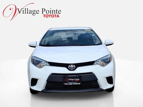 Super White 2014 Toyota Corolla LE