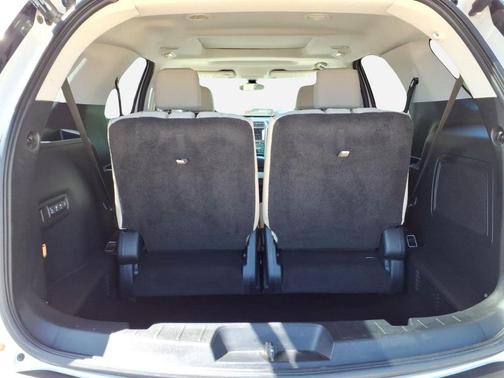 White Platinum Clearcoat Metallic 2016 Ford Explorer Platinum