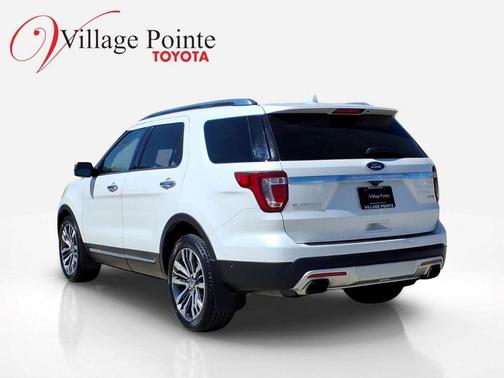 White Platinum Clearcoat Metallic 2016 Ford Explorer Platinum