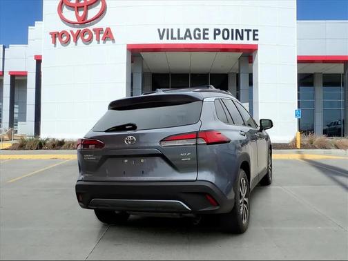 2022 Toyota Corolla Cross XLE