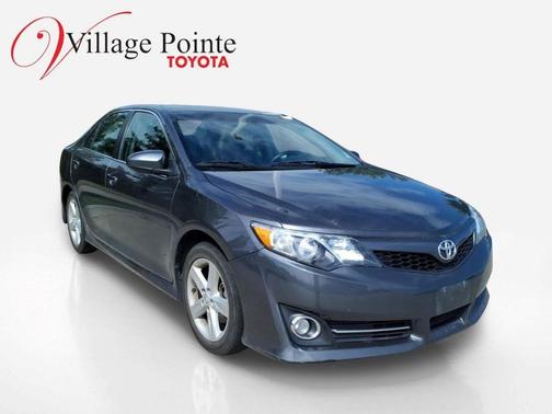 Magnetic Gray Metallic 2014 Toyota Camry L