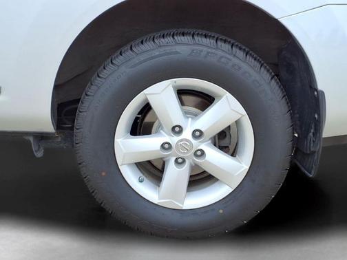 Brilliant Silver 2012 Nissan Rogue S