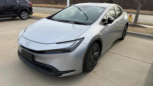 2025 Toyota Prius LE