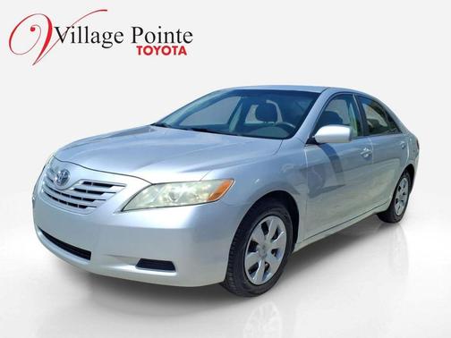 Titanium Metallic 2007 Toyota Camry LE