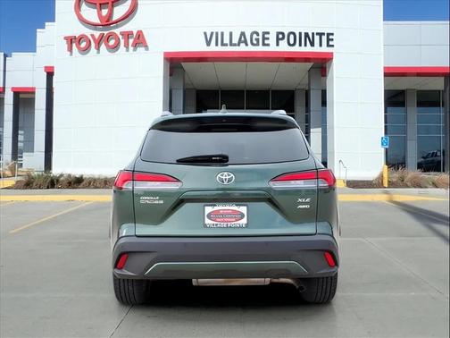2022 Toyota Corolla Cross XLE