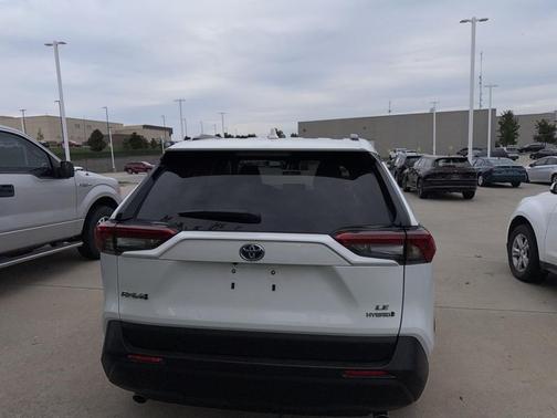 2024 Toyota RAV4 Hybrid LE