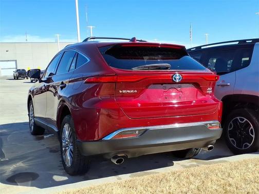 2021 Toyota Venza XLE