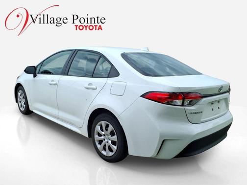 Ice Cap 2024 Toyota Corolla LE