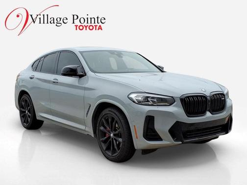 Brooklyn Grey Metallic 2022 BMW X4 M40i