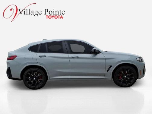 Brooklyn Grey Metallic 2022 BMW X4 M40i