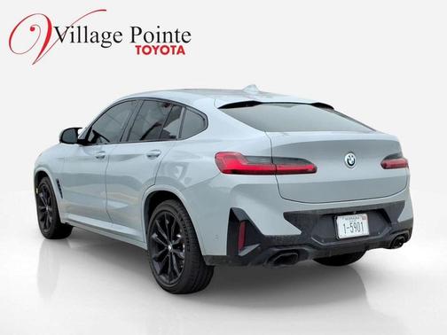 Brooklyn Grey Metallic 2022 BMW X4 M40i