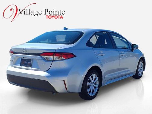 Classic Silver Metallic 2024 Toyota Corolla LE