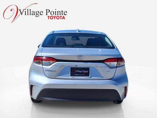 Classic Silver Metallic 2024 Toyota Corolla LE