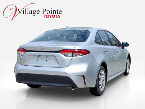 Classic Silver Metallic 2024 Toyota Corolla LE