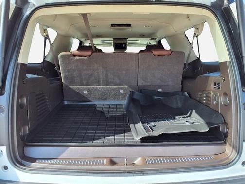 Summit White 2016 Chevrolet Suburban LTZ