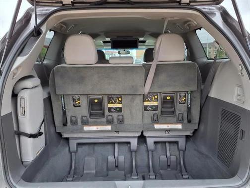 2017 Toyota Sienna XLE Premium