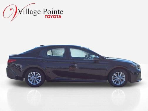Midnight Black Metallic 2025 Toyota Camry LE