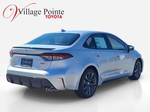 Classic Silver Met 2026 Toyota Corolla XSE