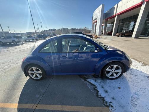 2007 Volkswagen New Beetle 2.5