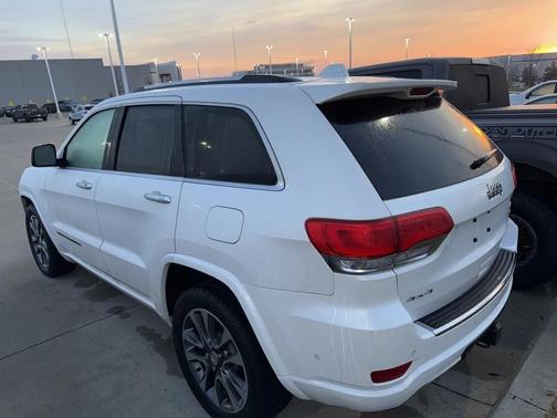 2018 Jeep Grand Cherokee Overland