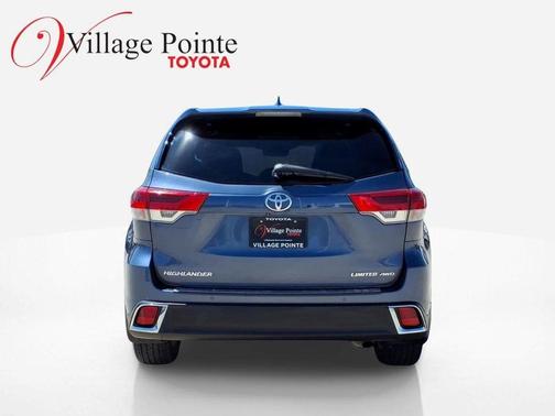 Shoreline Mist 2018 Toyota Highlander Limited Platinum
