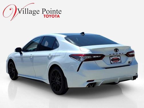 Wind Chill Pearl 2021 Toyota Camry XSE