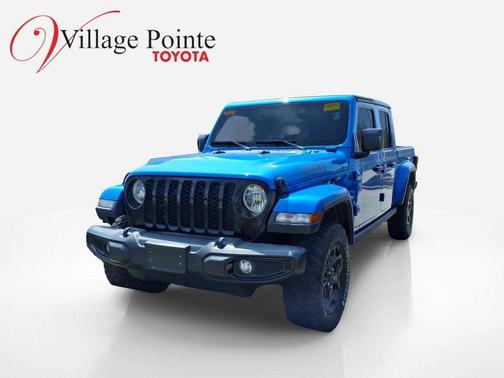 Hydro Blue Pearlcoat 2021 Jeep Gladiator Willys 4x4