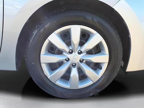 2015 Toyota Corolla LE Plus