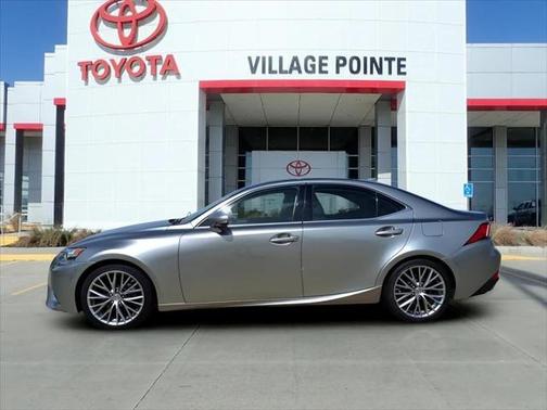 2015 Lexus IS 250 Crafted Line
