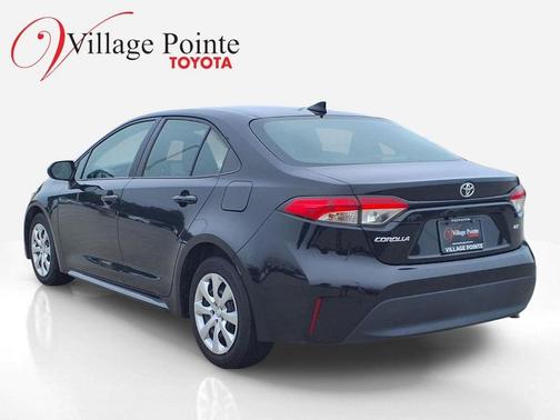 Midnight Black Metallic 2024 Toyota Corolla LE