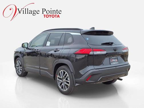 Jet Black 2026 Toyota Corolla Cross XLE