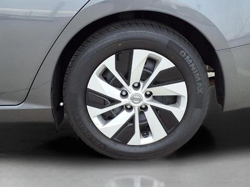 2025 Nissan Altima S FWD