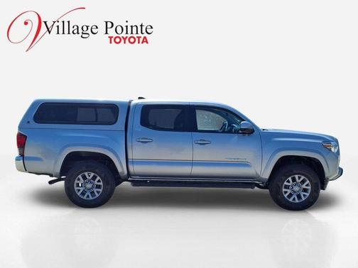 Silver Sky Metallic 2019 Toyota Tacoma SR5