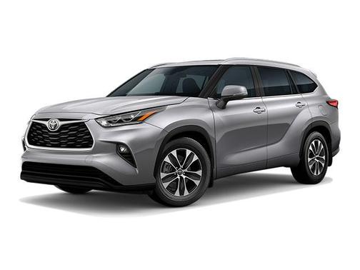 Celestial Silver Metallic 2022 Toyota Highlander XLE