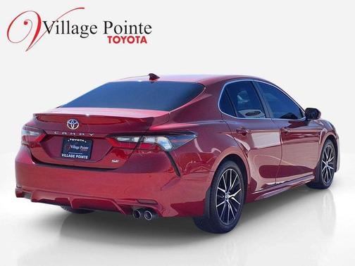 Supersonic Red 2023 Toyota Camry SE