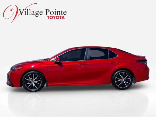 Supersonic Red 2023 Toyota Camry SE