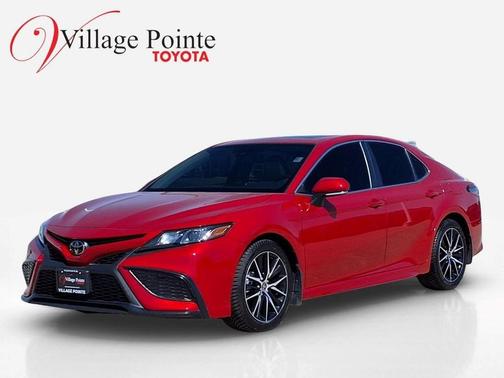 Supersonic Red 2023 Toyota Camry SE