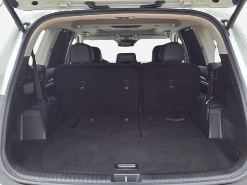 Glacial White Pearl 2021 Kia Telluride EX