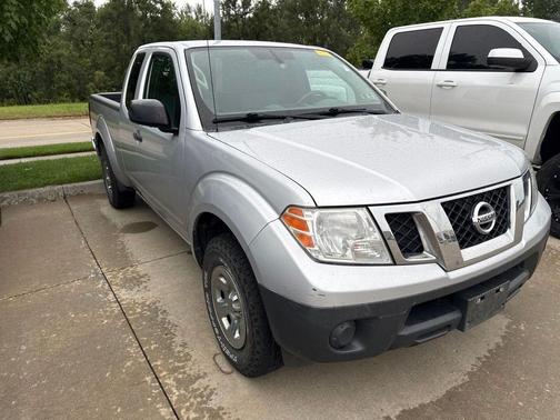 Brilliant Silver 2017 Nissan Frontier S