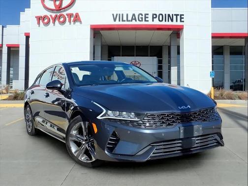 2022 Kia K5 EX