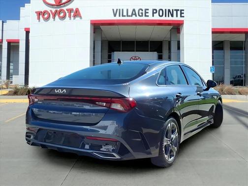 2022 Kia K5 EX