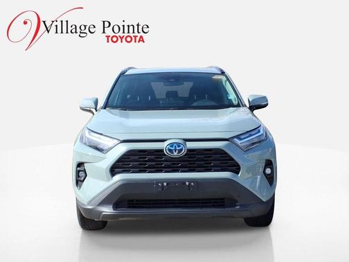 2022 Toyota RAV4 Hybrid XLE Premium