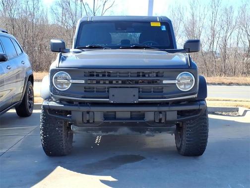 2022 Ford Bronco Base