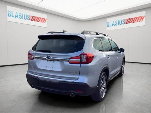 2022 Subaru Ascent Limited 7-Passenger