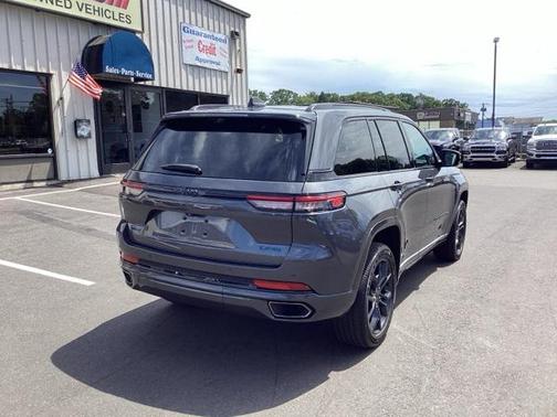 2023 Jeep Grand Cherokee 4xe 30th Anniversary
