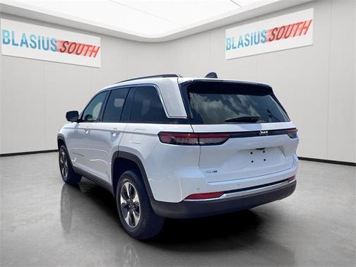 2023 Jeep Grand Cherokee 4xe Base